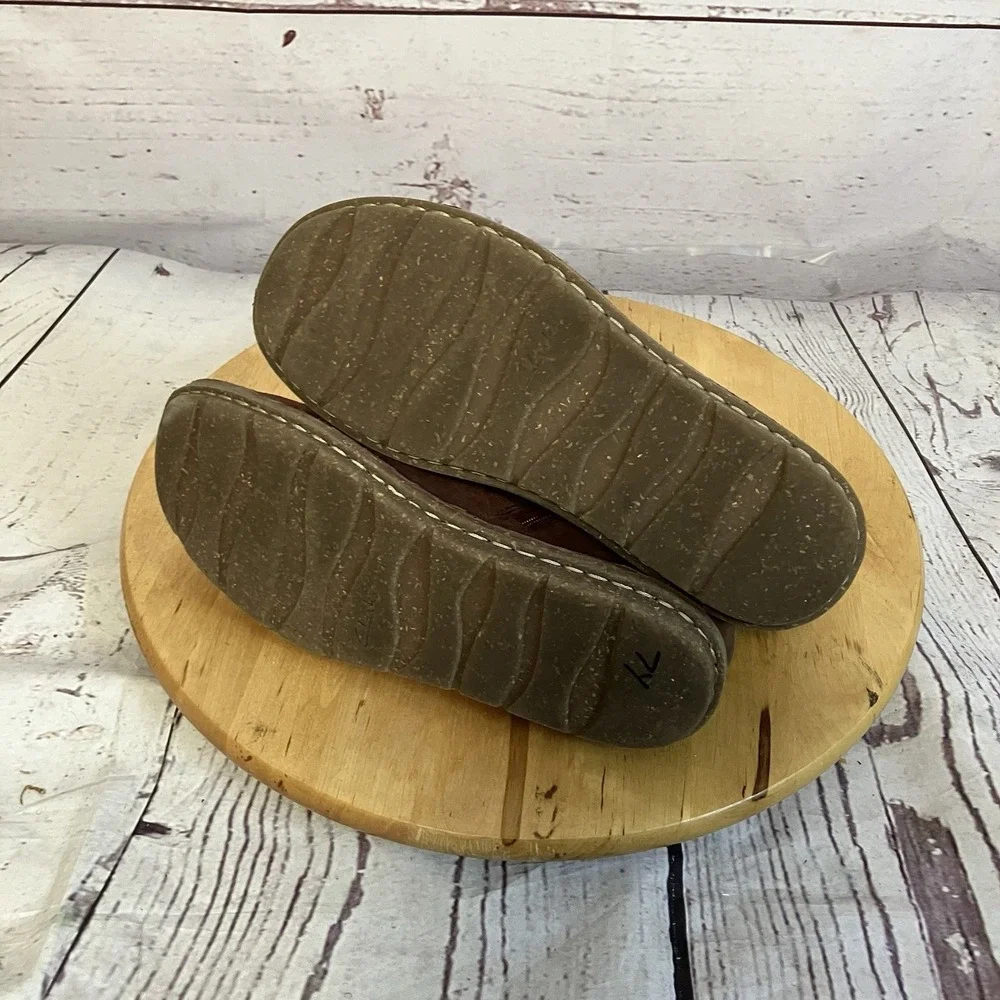 Clarks‎ Boots Womens Sz 7 Tamitha Key brown suede and leather lace-up ankle